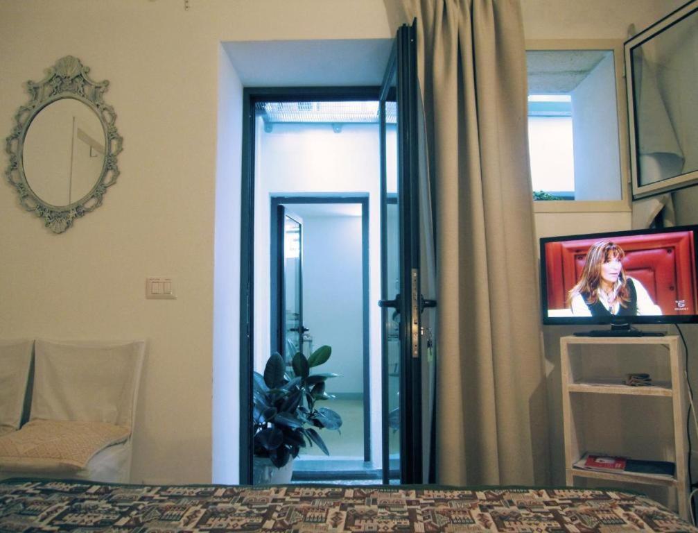Monteleone Rocca Doria Brancadoria B&B الغرفة الصورة
